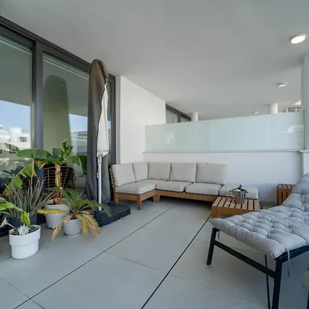 Higueron West By Gms *